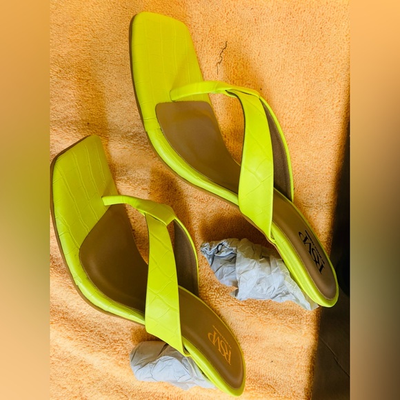 RSVP by Nykaa Fashion
Bright Side Out Heels - Picture 9 of 13